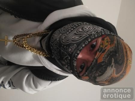 Salut babe petit rebel bandit veux te baise a fond le.cul