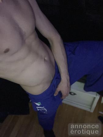 Viens tu vas adorée