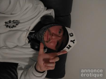 Vient voir babe pour toi je liche ta chatte