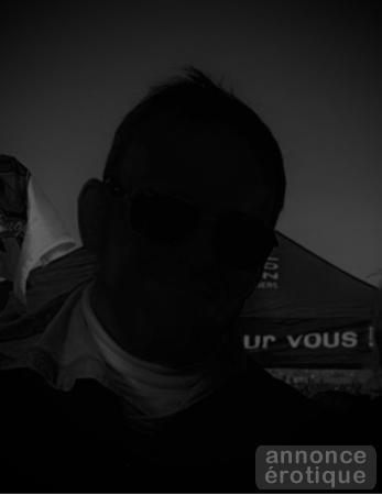 Cherche une belle fille trans pour tenir compagnie