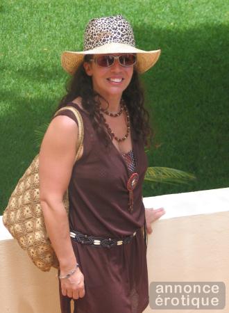 Femme Mature 46, Courbes Délicieuses Te Reçois