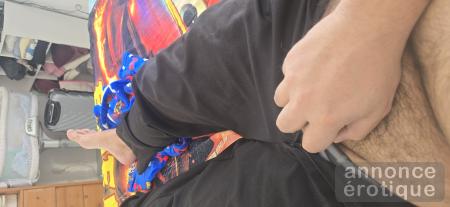 Homme de Prestance à votre service – 1m 90 & Barbu pour femme homme trans couple