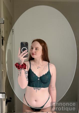 LEA JEUNE DOUCE ET TRÈS OUVERTE D'ESPRIT @ SALON AZUL