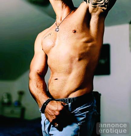 ADDIKMAKER – L’HOMME Quont N’OUBLIENT JAMAIS