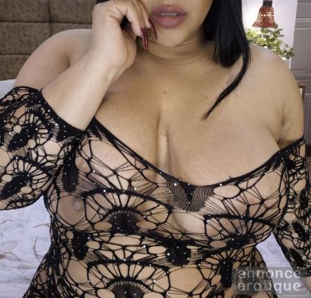 Alexandra  sensuelle et coquine...