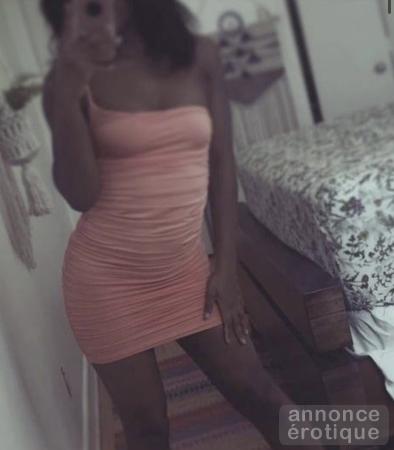 Aqua reçoit pour massage érotique