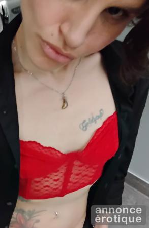 Escorte à Brossard – Eva Paradise pornstar sensuelle, outcall et carcall