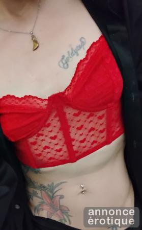 Escorte à Brossard – Eva Paradise pornstar sensuelle, outcall et carcall