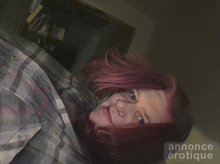 Femme mâture langoureuse