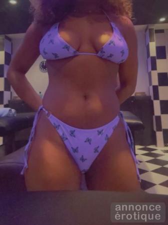 HOT BEAUTIES READY TO STIMULATE ALL YOUR SENSES @ MASSAGE AZUL