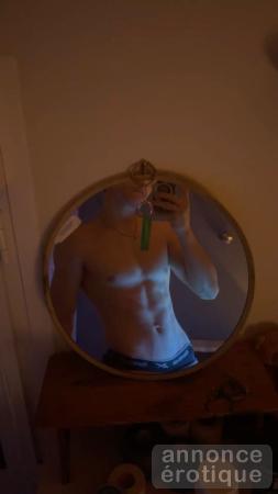 Escorte homme pour femme à Montréal – Jeune discret et respectueux