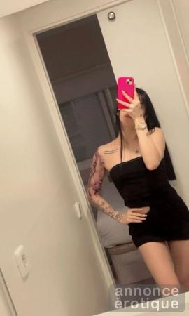 LA REINE PROFESSIONNELLE ET AMUSANTE POUR VOUS, AMOUR