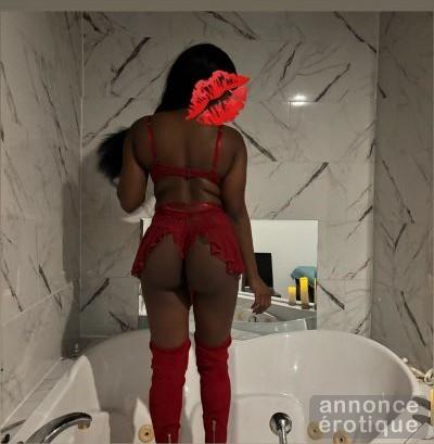 NEW**** CARLA JOLIE COLOMBIENNE 34DD DISPONIBLE @MASSAGE AZUL