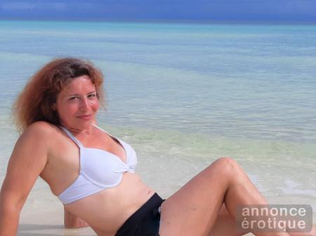 Soothing and Adventurous Massage with Sylvie