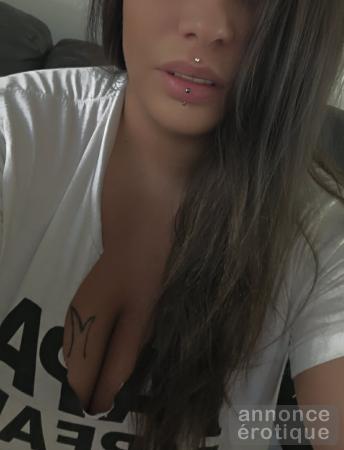 Vien te réchauffer avec mon 38 DD naturel ;)