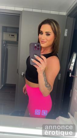 Belle Transexuelle Reçoit Autoroute 40 et 1 e Avenue Quebec