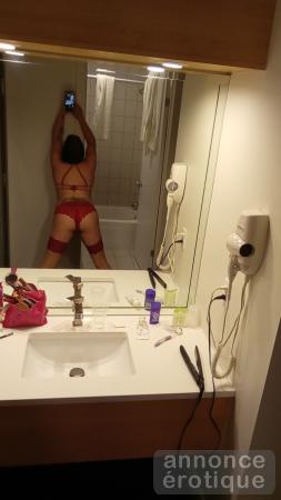 Escorte à Shawinigan - bonne à s'en lecher les doigts