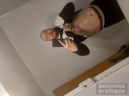 Bz pornstars a la recherche d'une femme Pour contenu Explicite