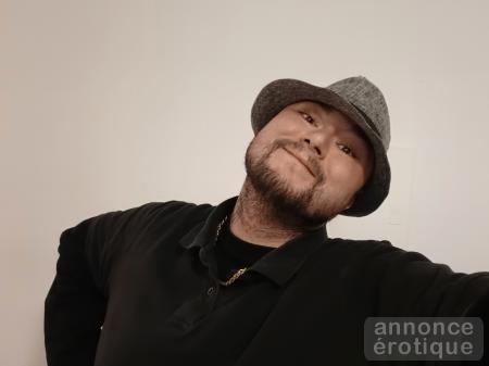 Heeey les femmes bon vendredi xo Le beau Zack de retour