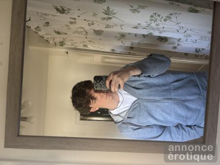 Jeune escorte français sexy à Trois-Rivières ❤️