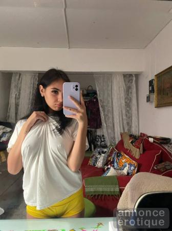 La reine du désir disponible #438-7959-406# telegram :@cynthiababe90