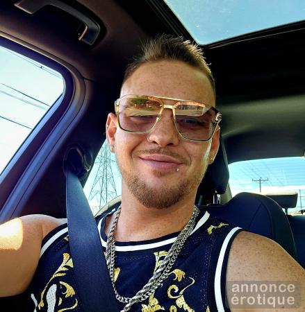 Sam gogo boy masseur outcall à Montréal - service 5 étoiles