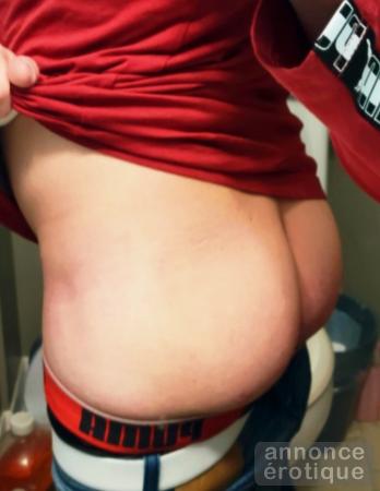 Sam gogo boy masseur outcall à Montréal - service 5 étoiles