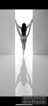 SANDRA FULL SERVICE 34C 22ANS 5`3 BLUE MOON VIP COME NOW