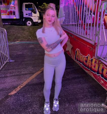 très chaude pour faire anal