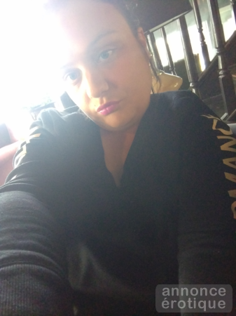 vien que je te prenne et je pren bien soin de toi belle homme xoxx