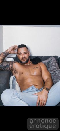 Top alpha Massage sensuel privé – Outcall uniquement