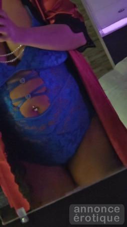 Belle jeune femme sensuelle ce soir te reçoivent !!