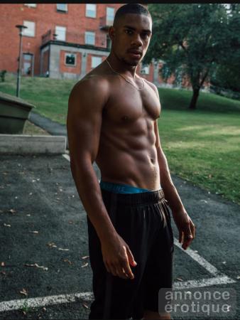 Jeune homme noir Montréal