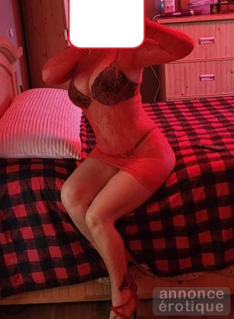 Douce et chaude mature te recoit près de Drummondville xx