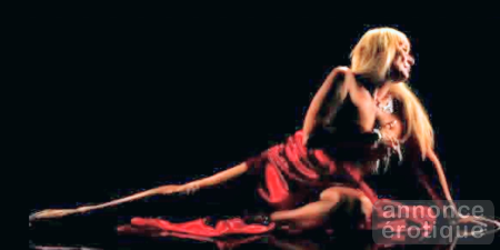 Massage érotique avec Femme mature