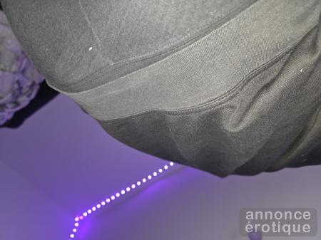 Jeune bottom soumis cherche son homme