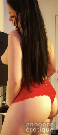 (Incall, outcall ) Louna , belle brunette à baiser texte moi