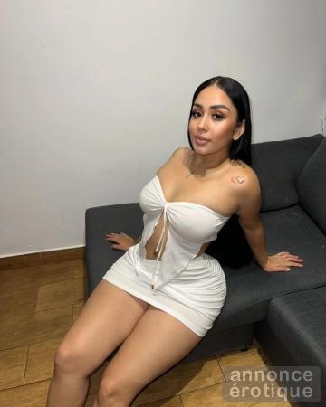 MAGNIFIQUE ESCORTE BRUNETTE LATINA
