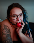 MissBratAtNight ✨ – contenu exclusif et univers mystérieux au Saguenay