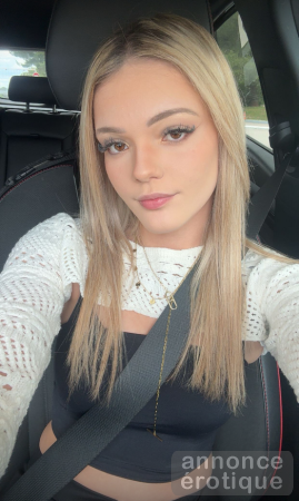 Jade J’adore – douce, coquine et accessible sur OnlyFans