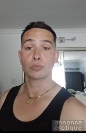 J’aime le sexe écrit moi (outcall)
