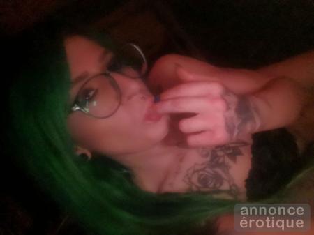 Petite en Outcall chez toi ou a l'Hotel xxx