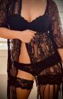 Anna - Belle blonde, poitrine naturelle 36C