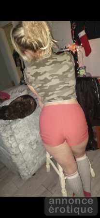 Belle petite chatte rose ultra serrée ⭐️✨