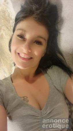 KELLY La Queen Du Facefuck Profond Et Baveux:)