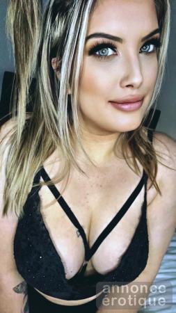 Vien rencontre la chaleureuse Pornstar Alyson