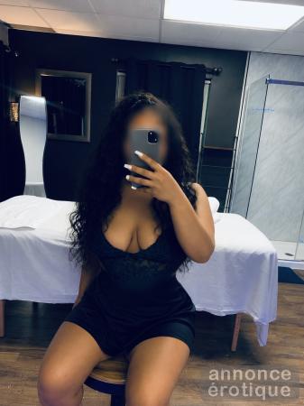 amira latina chaude et sensuelle !