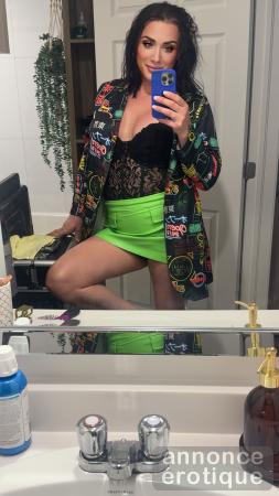 Belle femme Transsexuelle 36DD Cochonne Incall Outcall