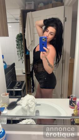 Belle trans veux ce faire GangBang