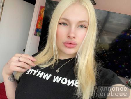 Billie reçoit en salon :)
